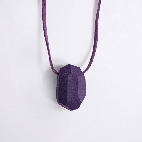 Picture of Eggplant Necklace 'Stones'