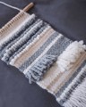 Снимка на Ръчно тъкан сив декор за стена от памук, вълна и дърво