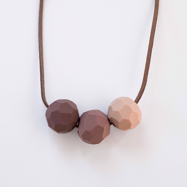 Picture of Cocoa Necklace 'Builder'