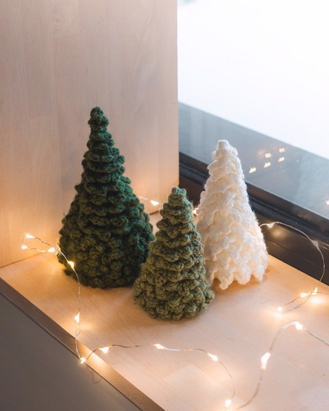 Picture of Knitted Christmas Trees - Mountain Set