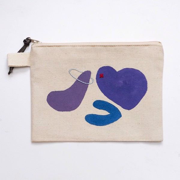 Picture of Zipper Pouch Love